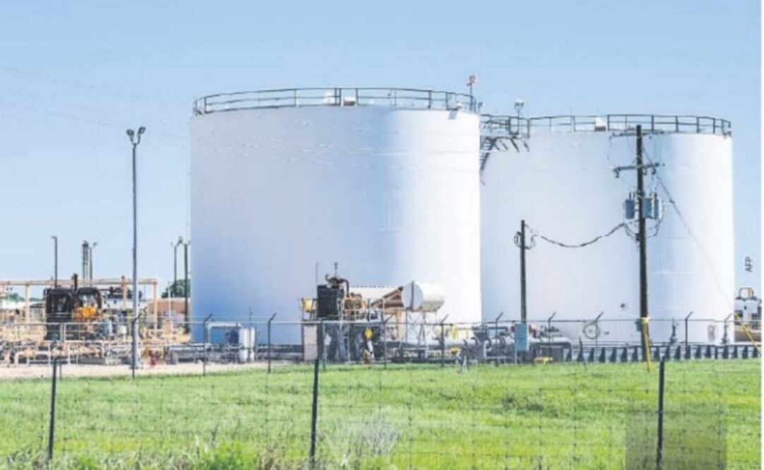 Contenedores de crudo en Yorktown, Texas, esta-do clave en huachicoleo. Foto: AFP