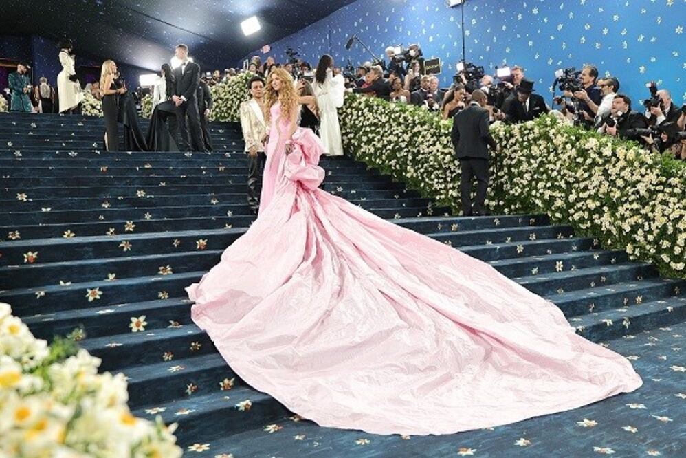 La colombiana sorprendió con su espectacular vestido. Foto: Dia Dipasupil / AFP