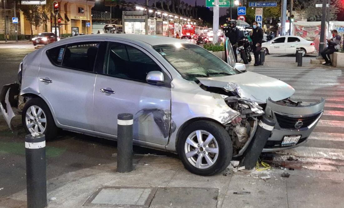 foto: Especial/ El Universal/ El auto tras el impacto con el remolque del programa Conduce sin Alcohol