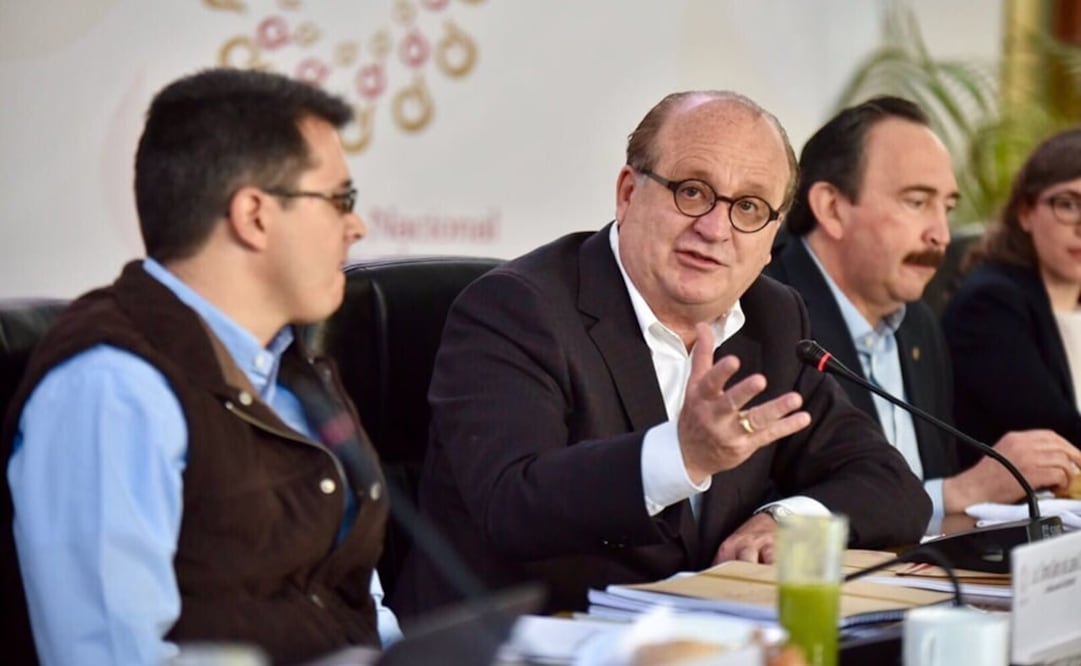 El gobernador de Morelos sostuvo una reunión de trabajo con los enlaces estatales de la Conago. /Tomada de @gracoramirez