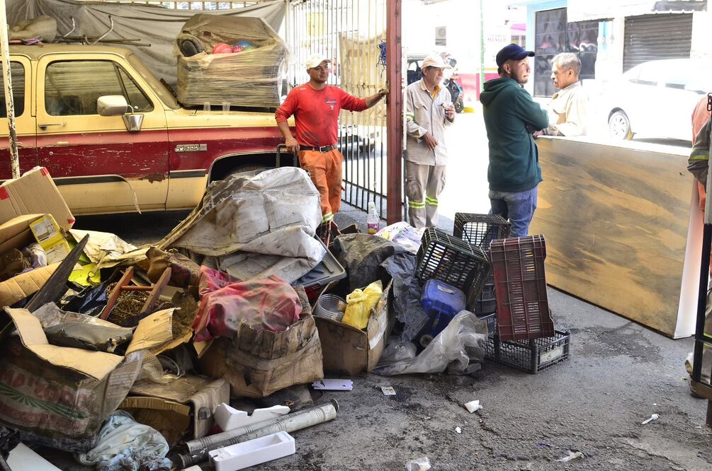 El Gobierno de la Ciudad de México continúa atendiendo 736 casas afectadas en Iztapalapa a causa de las lluvias que se registraron el lunes pasado. (Foto: especial)