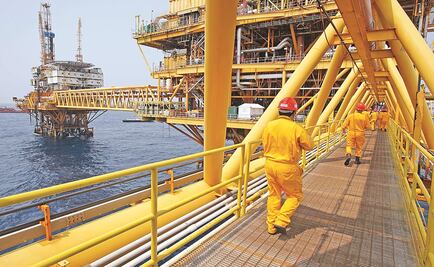 Moody's prevé caída de producción de crudo en México