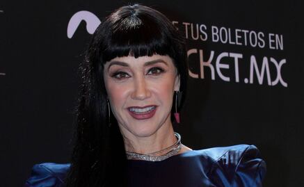 Susana Zabaleta se enoja y corre a persona que estaba hablando durante su concierto