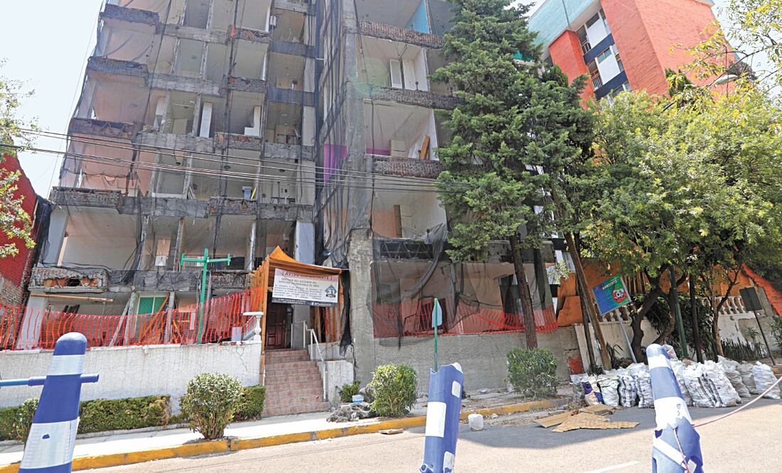 Los exfuncionarios están acusados de desviar 46 mdp que se iban a utilizar para la reconstrucción. Foto: ARCHIVO EL UNIVERSAL