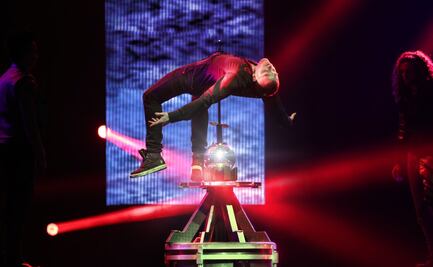 "The Ilusionists" hipnotizan con su magia al Teatro Telcel