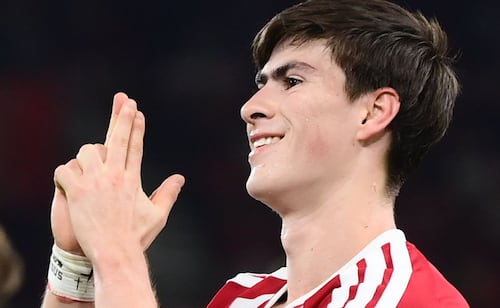 La 'Hormiga' González tras su doblete con el Olympiacos: "Quiero poner el nombre de México en alto"