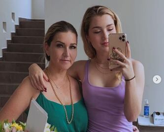 Alicia Villarreal es "atacada" en redes sociales; sale su hija a defenderla