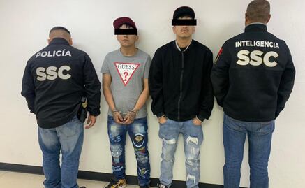 Elementos de la policía detienen a dos narcomenudistas; operaban para "El Barbas" de La Unión Tepito