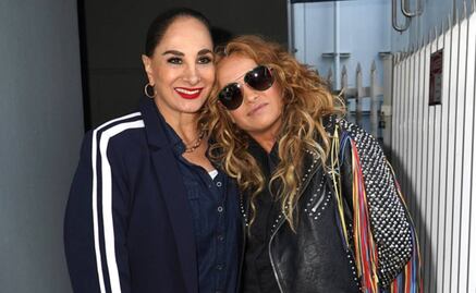 Paulina Rubio, ausente en misa de su madre Susana Dosamantes; piden homenaje en Bellas Artes
