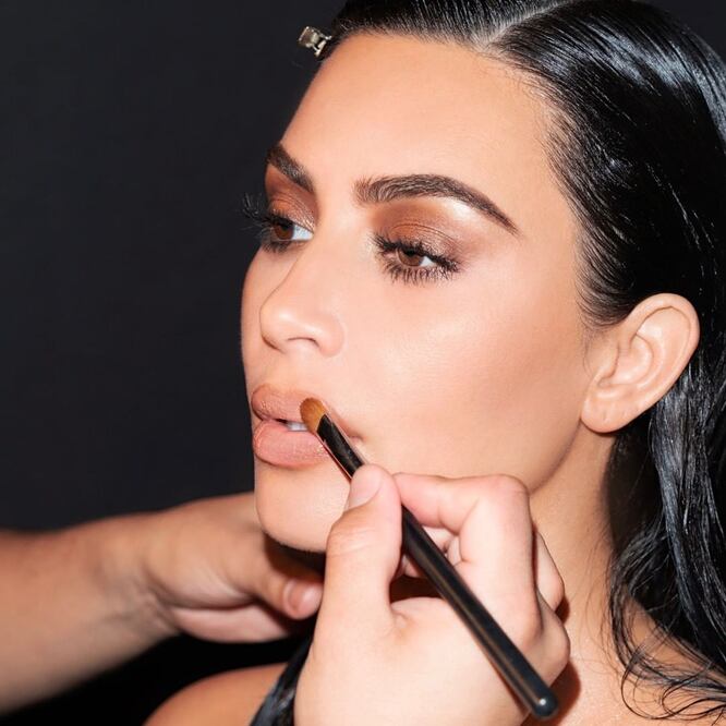 Kim Kardashian demandada para callar secretos comerciales. Foto: Instagram @KKWBeauty