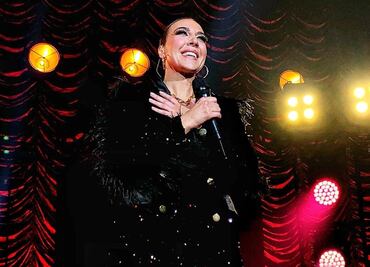 Mónica Naranjo pasa emotiva y diversa velada en el Auditorio