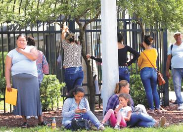 Alertan por niños migrantes hacinados