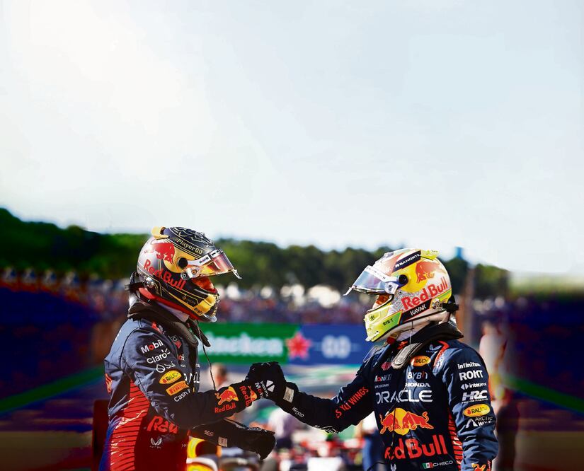 Seis carreras acumula el piloto mexicano sin quedarse con algún sitio del podio. Foto: Red Bull