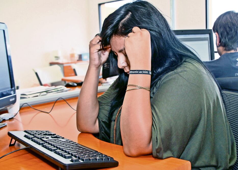 El estrés también tiene consecuencias como problemas gastrointestinales, colitis, gastritis, taquicardia, mayor consumo de alimentos, de cigarrillos o de bebidas. Foto: especial