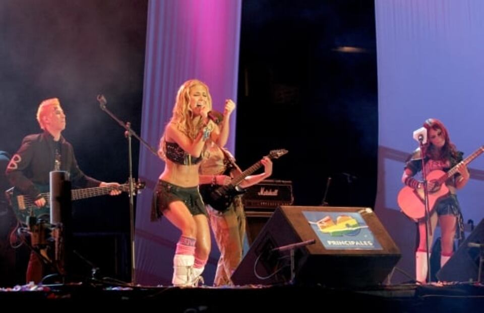 Fans de RBD se quejan de Ticketmaster en el segundo día de venta: " Ya me ganaron todos los boletos" 