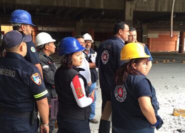 Colocan sellos de suspensión en ampliación de Plaza Satélite