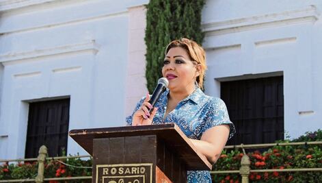 Alcaldesa se queda con “guardadito” de pensiones