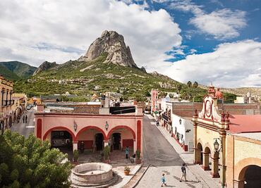 Con digitalización, turismo creará 142 mil empleos en México para 2025: Oxford Economics