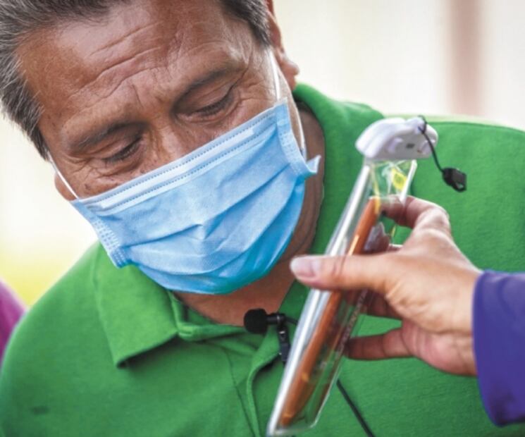 “Échale ganas, vas a salir”, dicen hijos a mamá con Covid-19 en videollamada