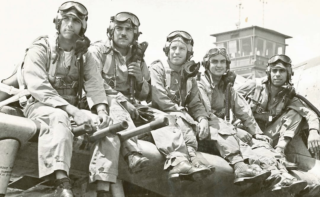 Cinco pilotos mexicanos pertenecientes al escuadrón 201 esperaban el momento de ser llamados para iniciar los combates en el pacífico en la Segunda Guerra Mundial. Foto: Archivo fotográfico El Universal