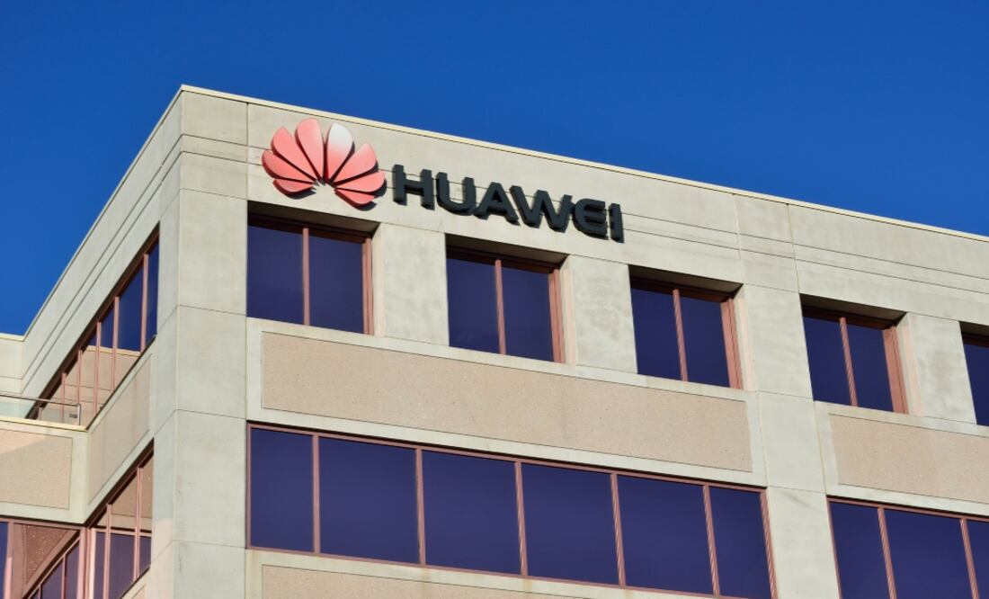 La empresa competirá contra iOS y Android.