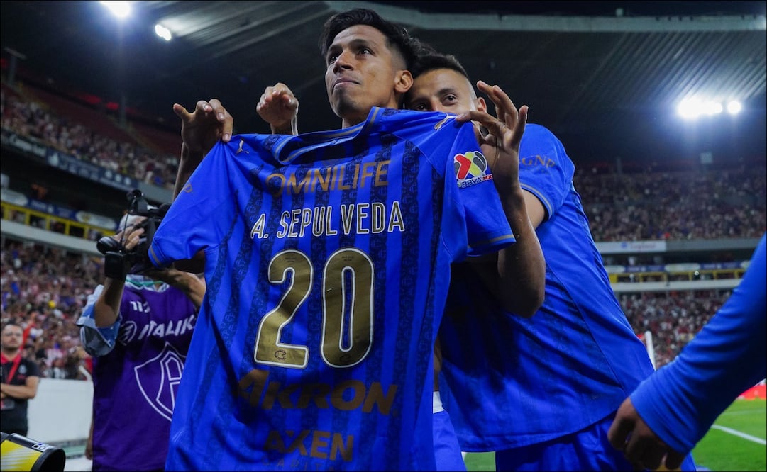 Chivas volvió a la senda del triunfo luego de imponerse al Atlás en el Clásico Tapatío / FOTO: Imago7