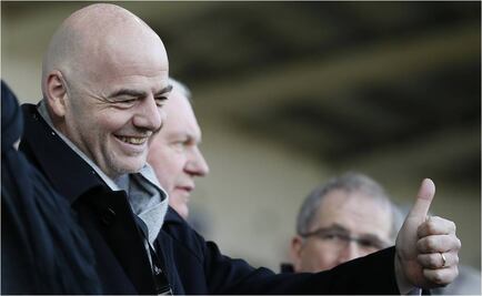 Infantino promete hacer público su salario