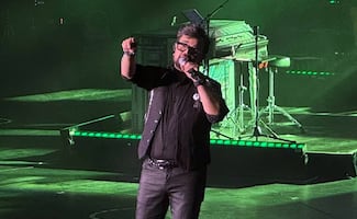 Aleks Syntek conquista el Auditorio Nacional con homenaje a José José y el estreno de “Zen”