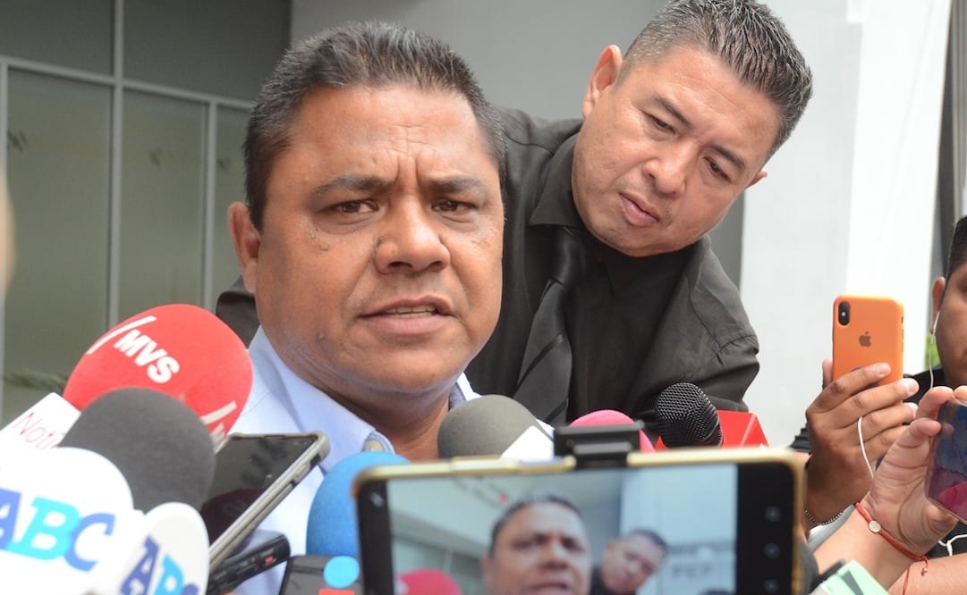 El padre de Debanhi acudió a la Fiscalía Especializada en Feminicidios y Delitos cometidos contra las Mujeres. Foto: Emilio Vasquez / EL UNIVERSAL