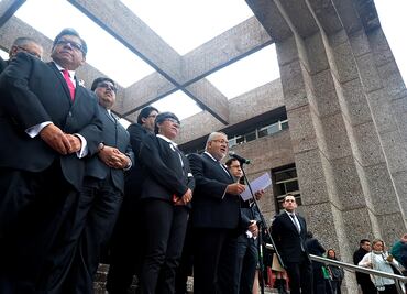 Más de 11 mil funcionarios promueven amparos contra recorte salarial