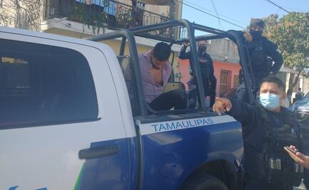 Detienen a conductor de tráiler tras persecución en Tamaulipas; impactó varios autos y destruyó cableado eléctrico