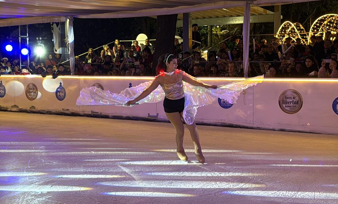 La alcaldía Miguel Hidalgo inauguró su pista de hielo, cuyas actividades serán totalmente gratuitas. (Foto; especiales)
