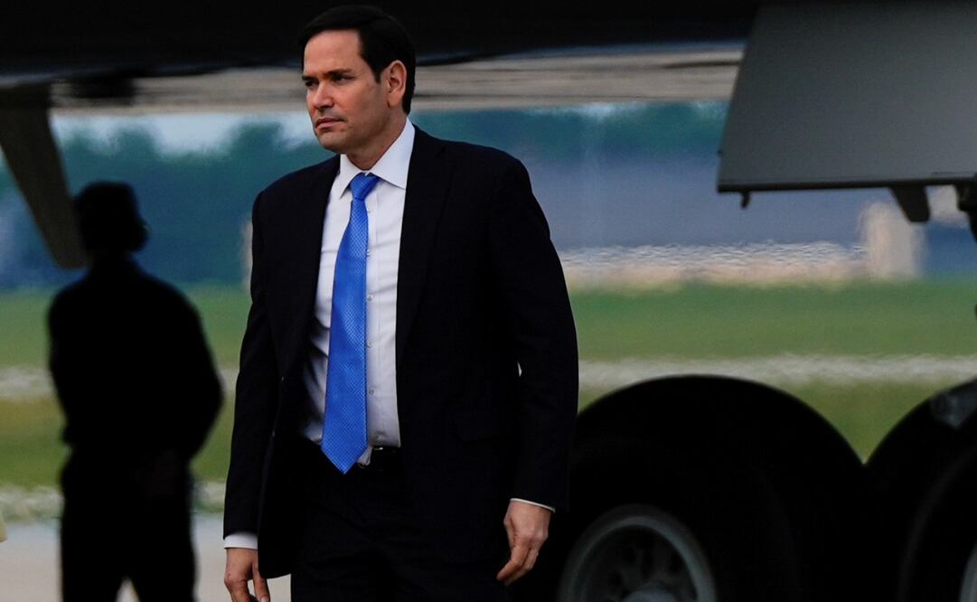 El secretario de Estado Marco Rubio llega con el presidente Donald Trump a bordo del Air Force One, el miércoles 25 de junio de 2025, a la Base Conjunta Andrews, Maryland. Foto: AP