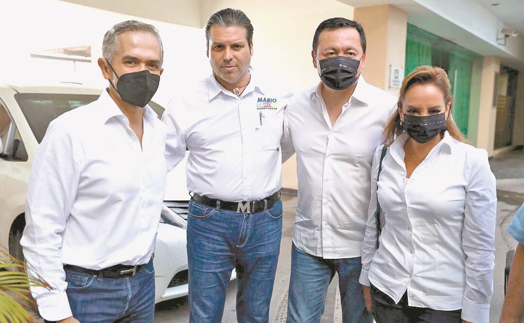 Miguel Ángel Mancera, Mario Zamora Gastélum, Miguel Ángel Osorio Chong y Claudia Ruiz Massieu, ayer en Mazatlán. Foto: Especial.