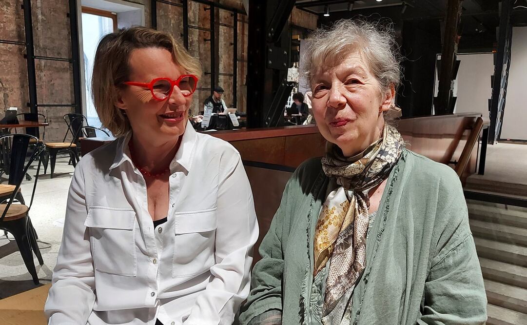 La directora española Natalia Menéndez y la traductora y poeta rusa Natalia Vanjanen. Foto: EFE