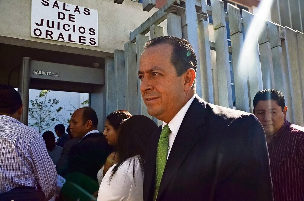 A Arturo Bermúdez Zurita, ex secretario de Seguridad Pública de Veracruz, se le acusa de tráfico de influencias y abuso de autoridad. Es señalado por autorizar indebidamente servicios de la SSP. (FOTO: MIGUEL CARMONA. EL UNIVERSAL)