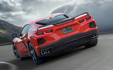 Empleados de GM son arrestados por echar "carreritas" en Corvette C8