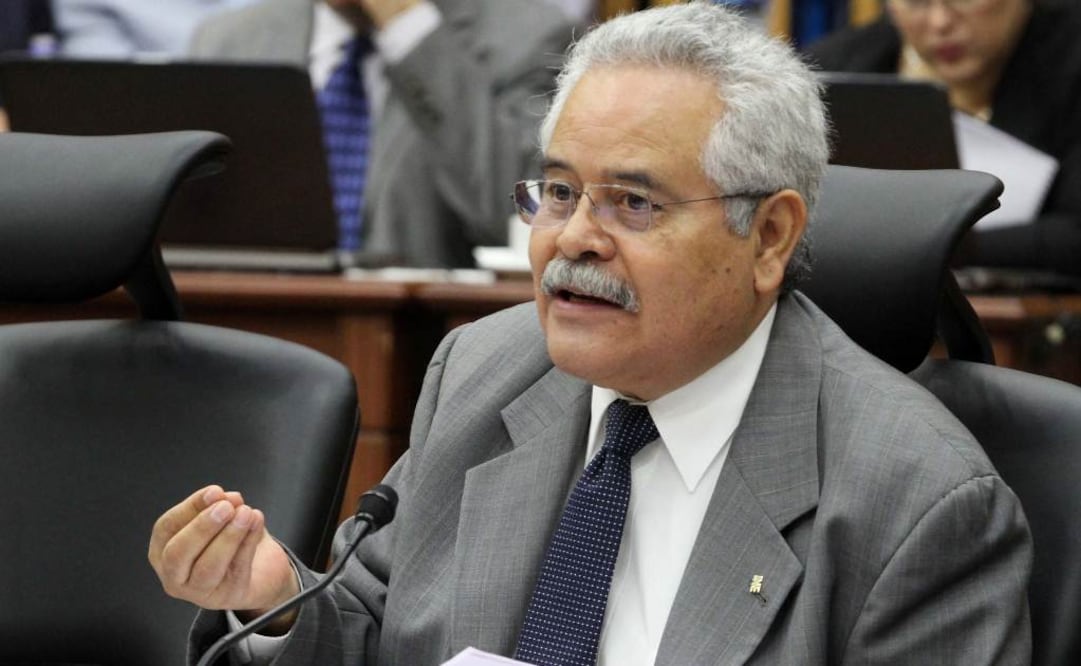 Democracia, ideal para contrastar políticas