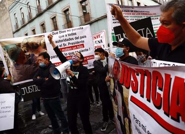 Familiares de médico asesinado en Coyoacán bloquean calles del Centro Histórico para exigir justicia
