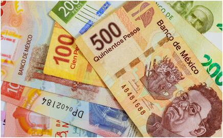 Peso suma seis sesiones a la baja frente al dólar; acumula pérdida de 4.55%