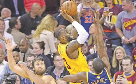 Cleveland da un paso más rumbo a la corona