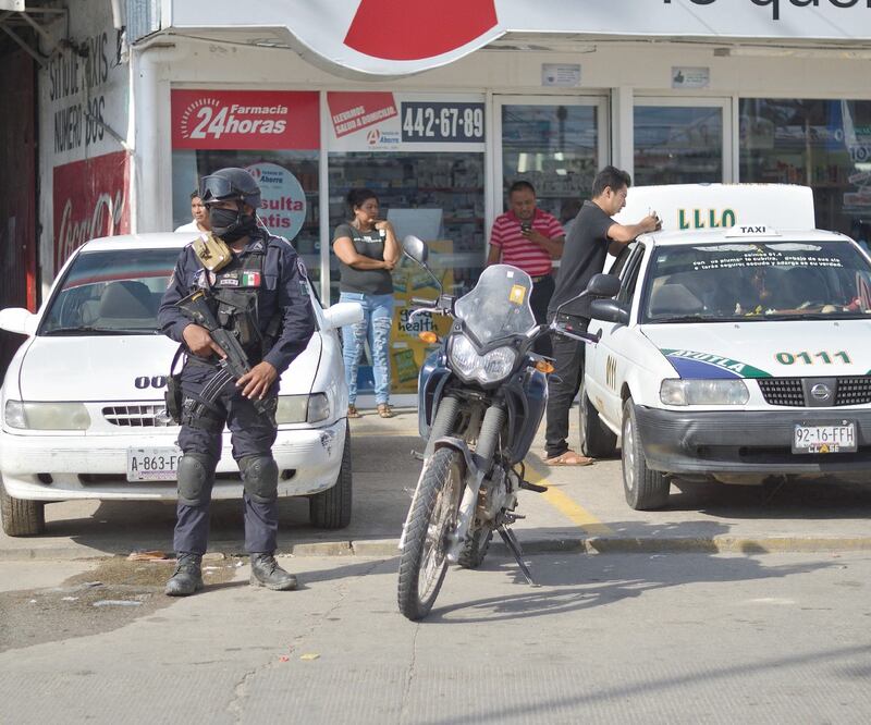 Los transportistas son los que más padecen la violencia; en todo Guerrero han sido asesinados unos 300 este año, denuncia líder del gremio. Foto: ARCHIVO EL UNIVERSAL