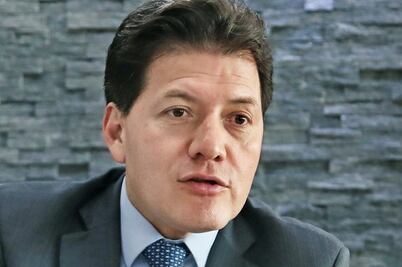 Pelea PRD por minibancada