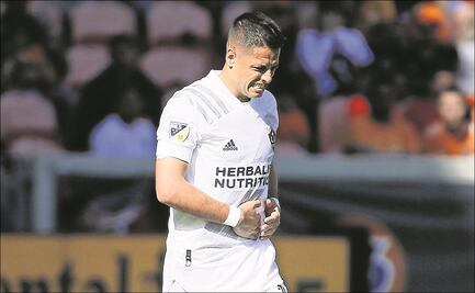 Javier 'Chicharito' Hernández fue "ventaneado" por su coach