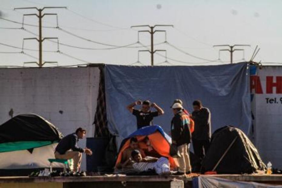Pierden en Tijuana a más de 3 mil migrantes de la caravana