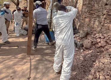 Recuperan restos de dos personas atrapadas hace 15 años en mina de Querétaro; son entregados a sus familias