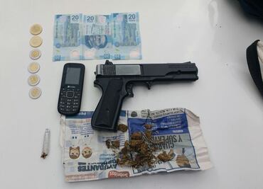 Caen dos que intentaban robar en transporte de Iztacalco