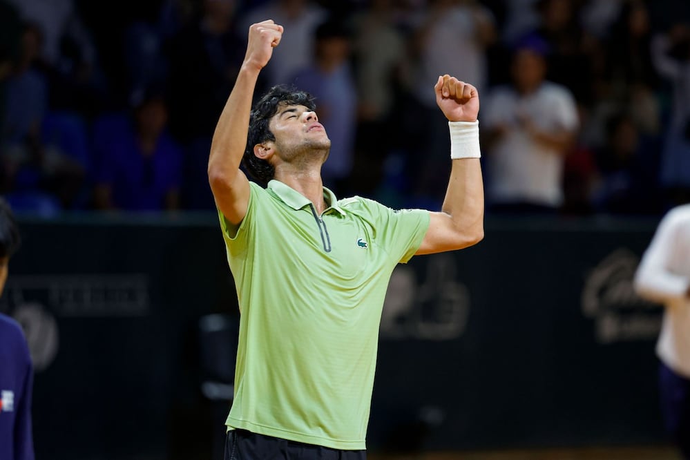 Rodrigo Pacheco en festejo, tras avanzar a las semifinales del San Luis Tennis Open - Foto: MEXTENIS