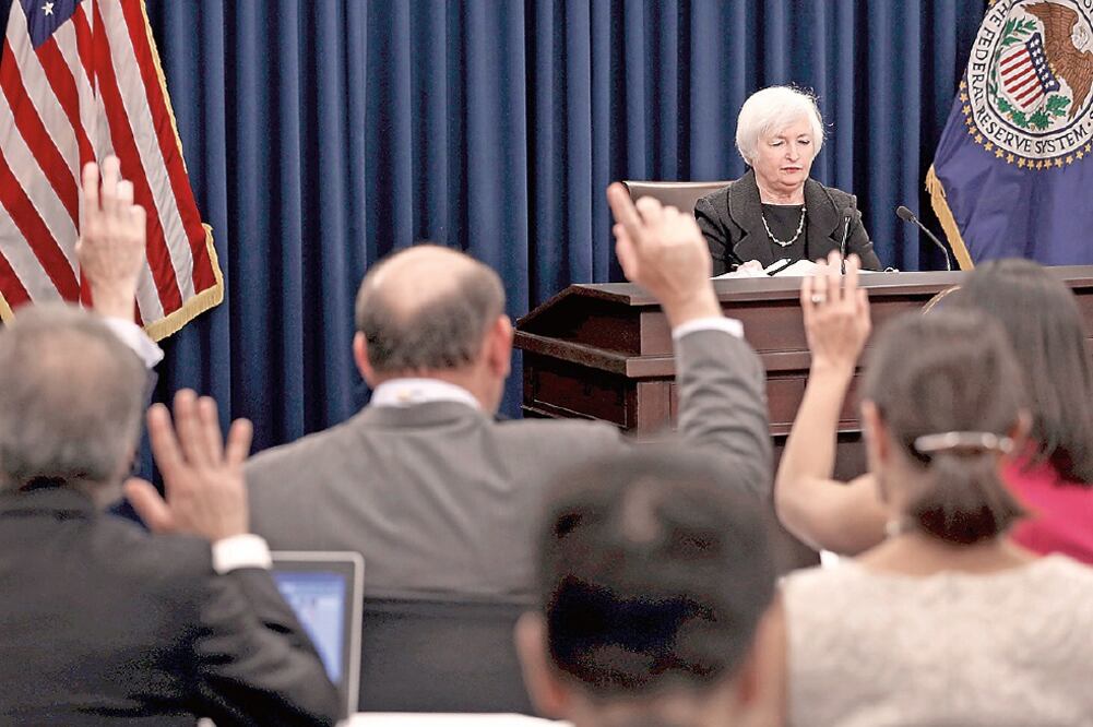 Janet Yellen, presidenta de la Fed, ayer en la conferencia de prensa que ofreció (JONATHAN ERNST. REUTERS)