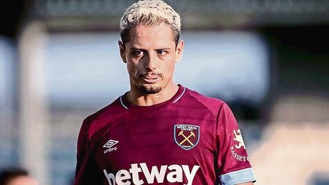 'Chicharito' envía mensaje a sus "haters" en Twitter 